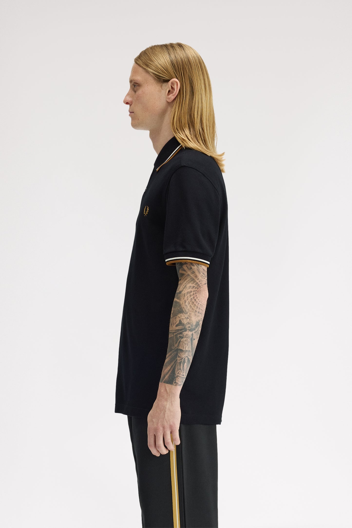Fred Perry - TWIN TIPPED FRED PERRY SHIRT - Black