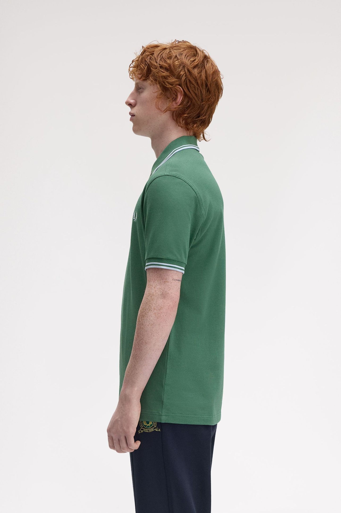 Fred Perry - TWIN TIPPED FRED PERRY SHIRT - Sport Green/Track Blue/Track Blue