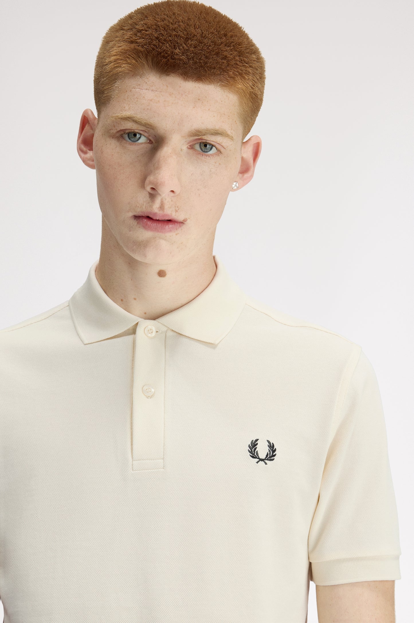 Fred Perry - THE FRED PERRY SHIRT - Ecru/Grassroots