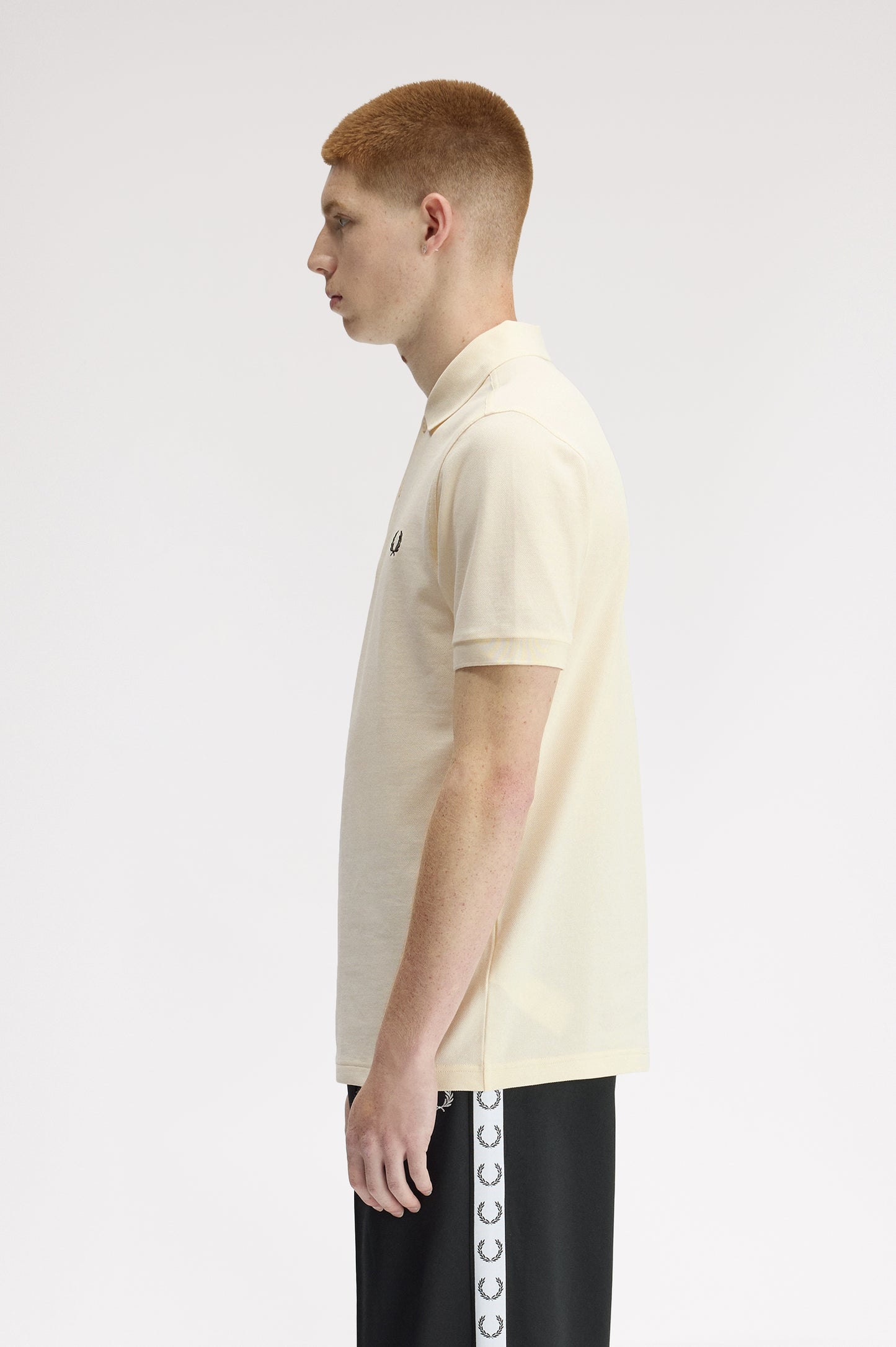 Fred Perry - THE FRED PERRY SHIRT - Ecru/Grassroots