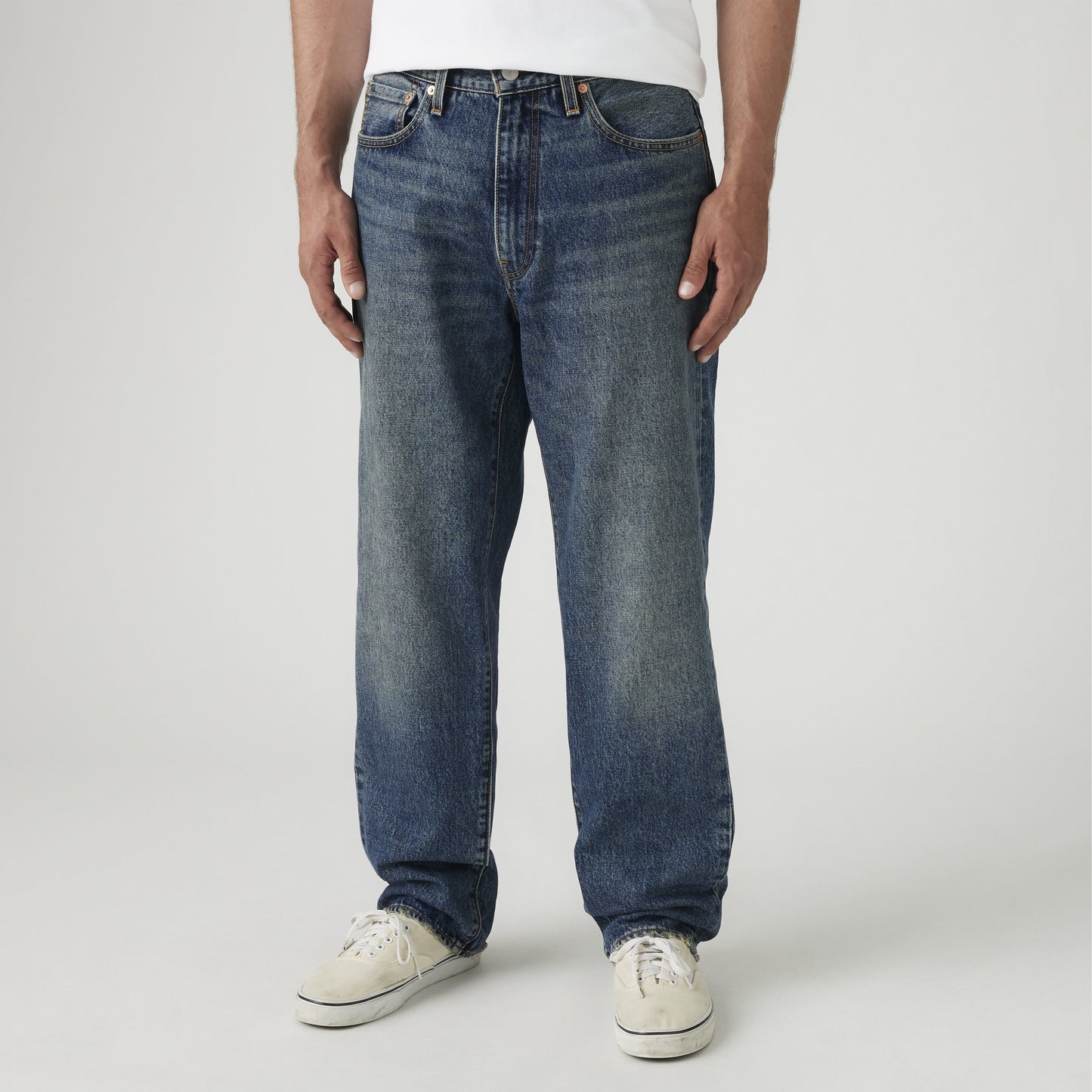 Levi’s® - 568™ LOOSE STRAIGHT JEANS - Aisle Seat