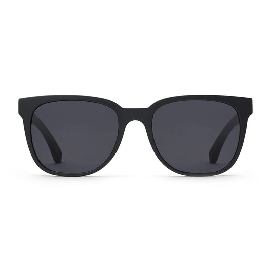 Mack_eckige_Holz-Sonnenbrille_TAKEASHOT_1_1800x1800