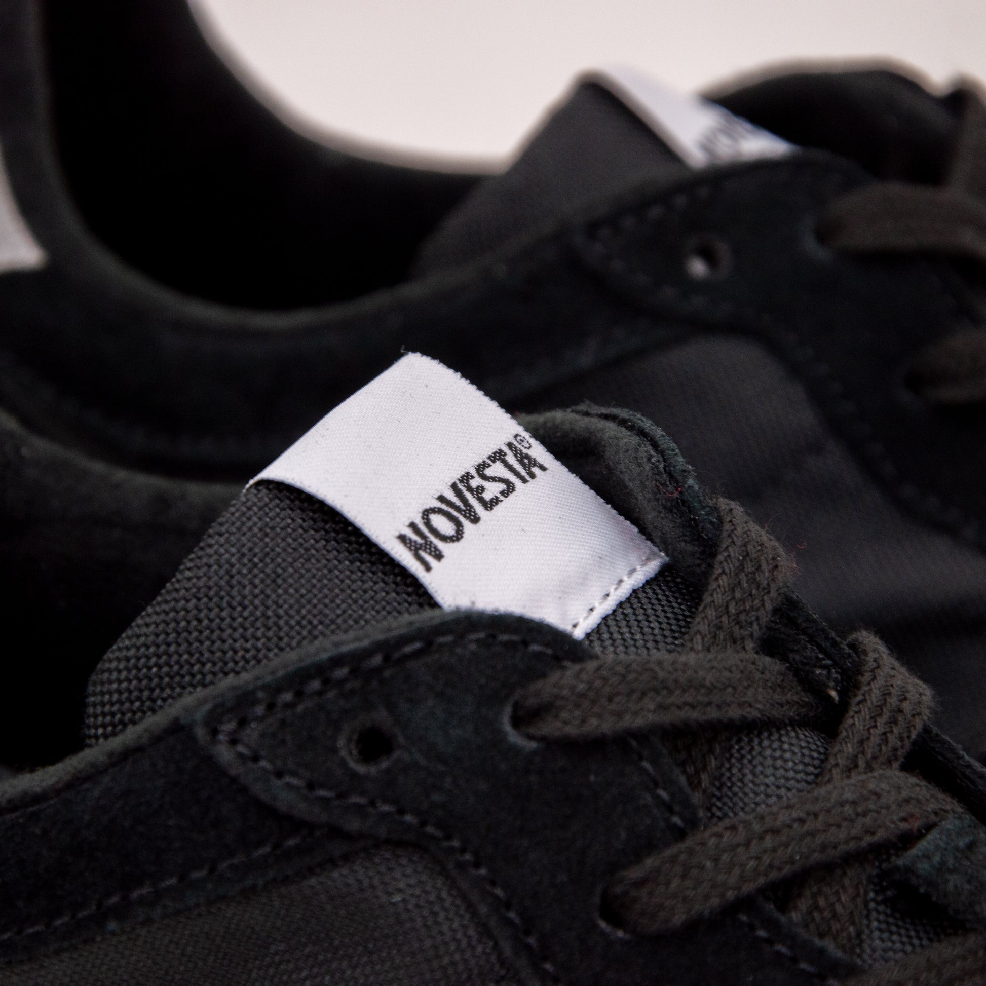 Marathon-Trail_black-detai-patchl