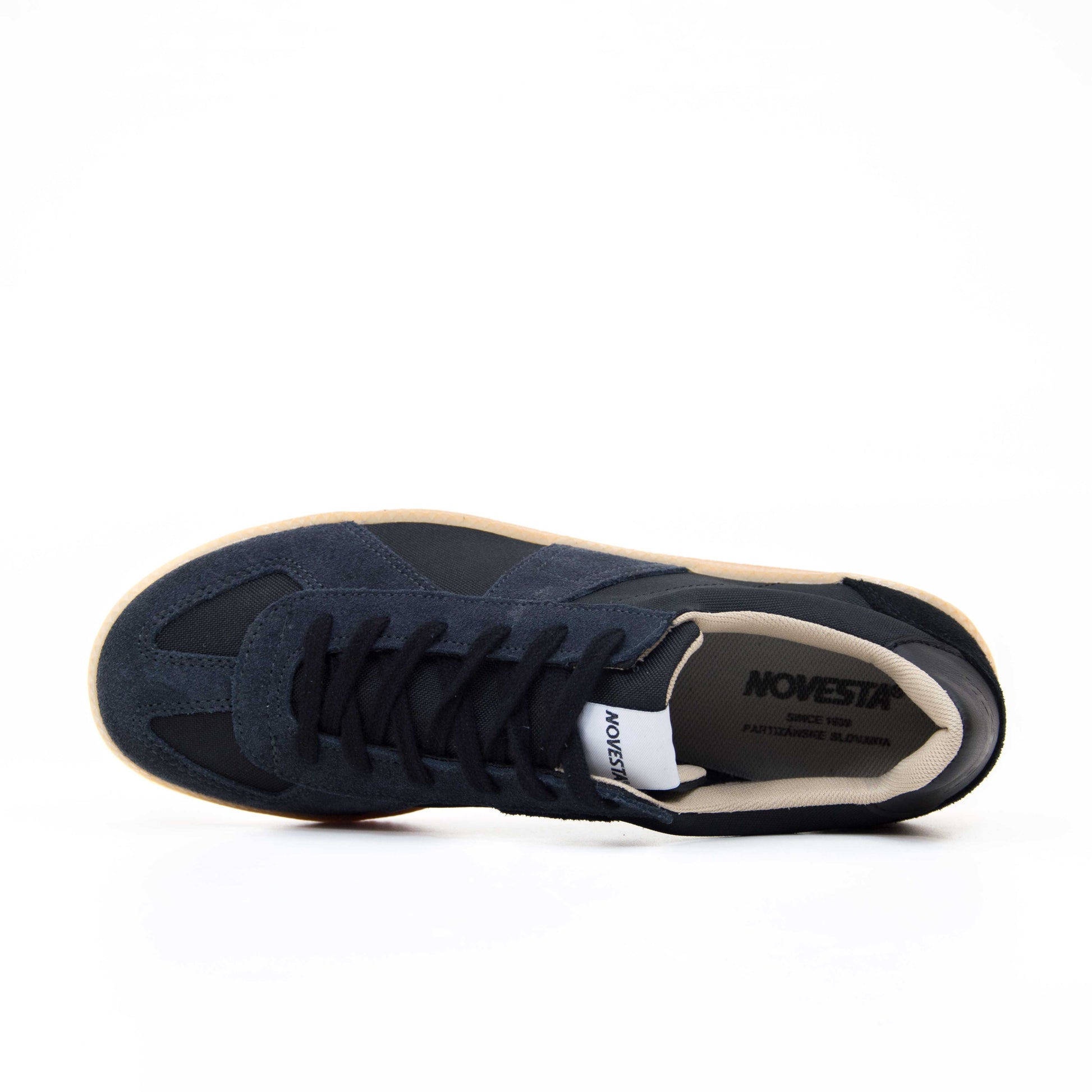 Novesta-GAT-Summer-Black-Transparent.08
