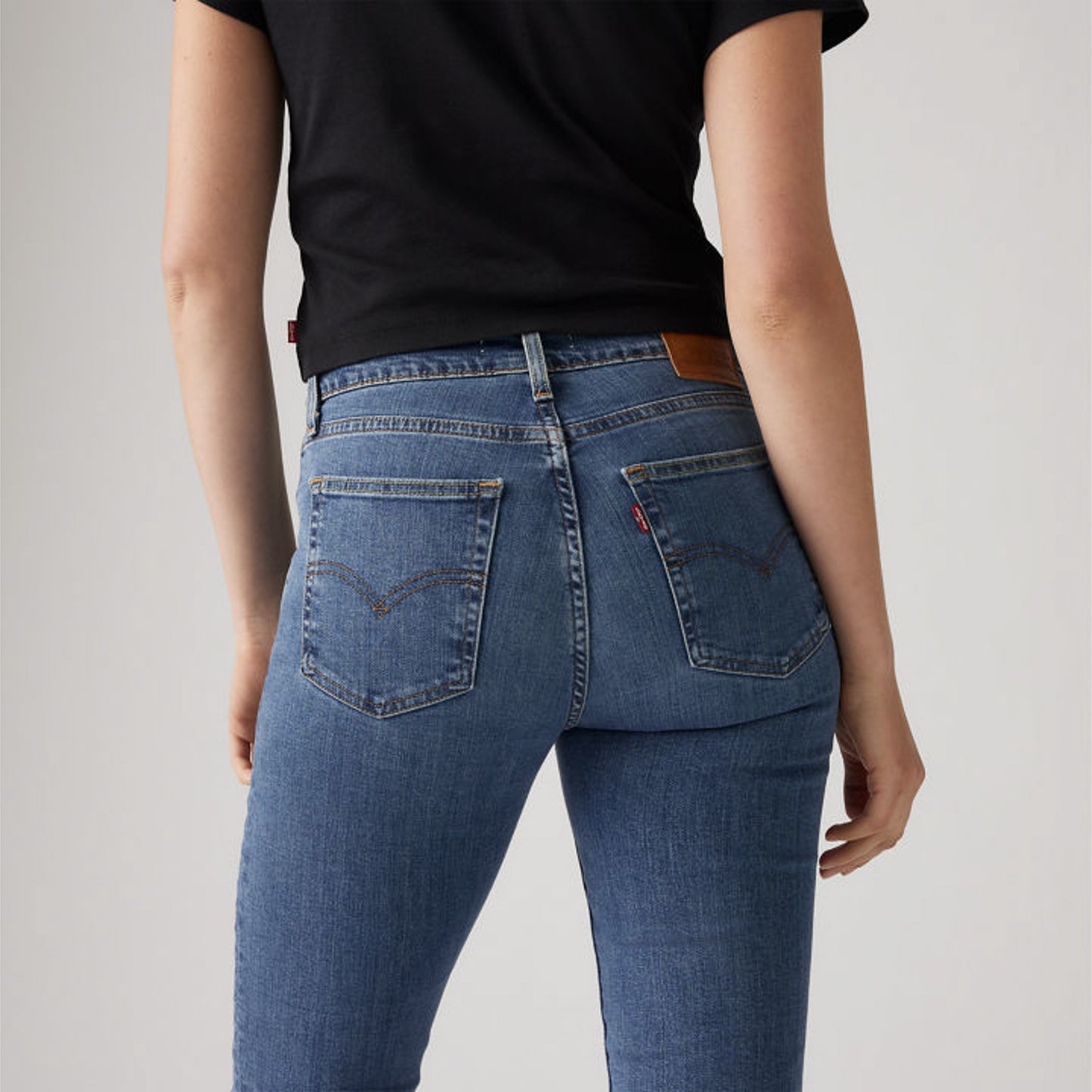 Levi's® 724 HIGH-RISE SLIM STRAIGHT - Blue Wave