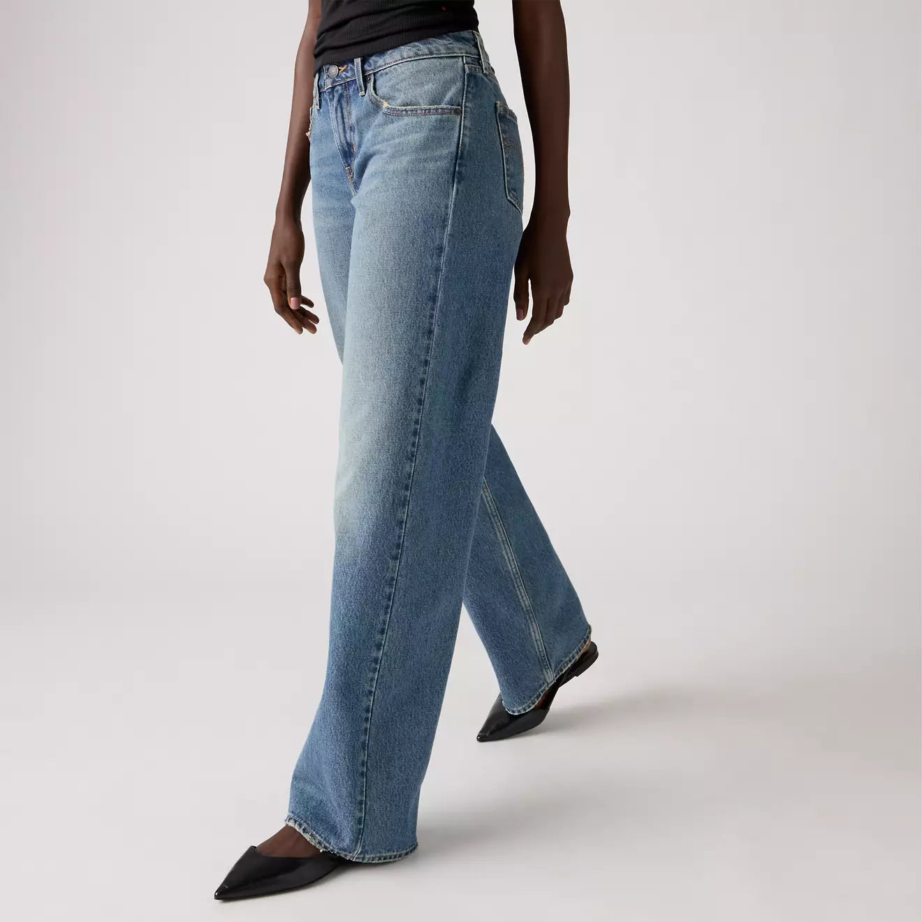Levi’s® - LOW LOOSE - Rescued City