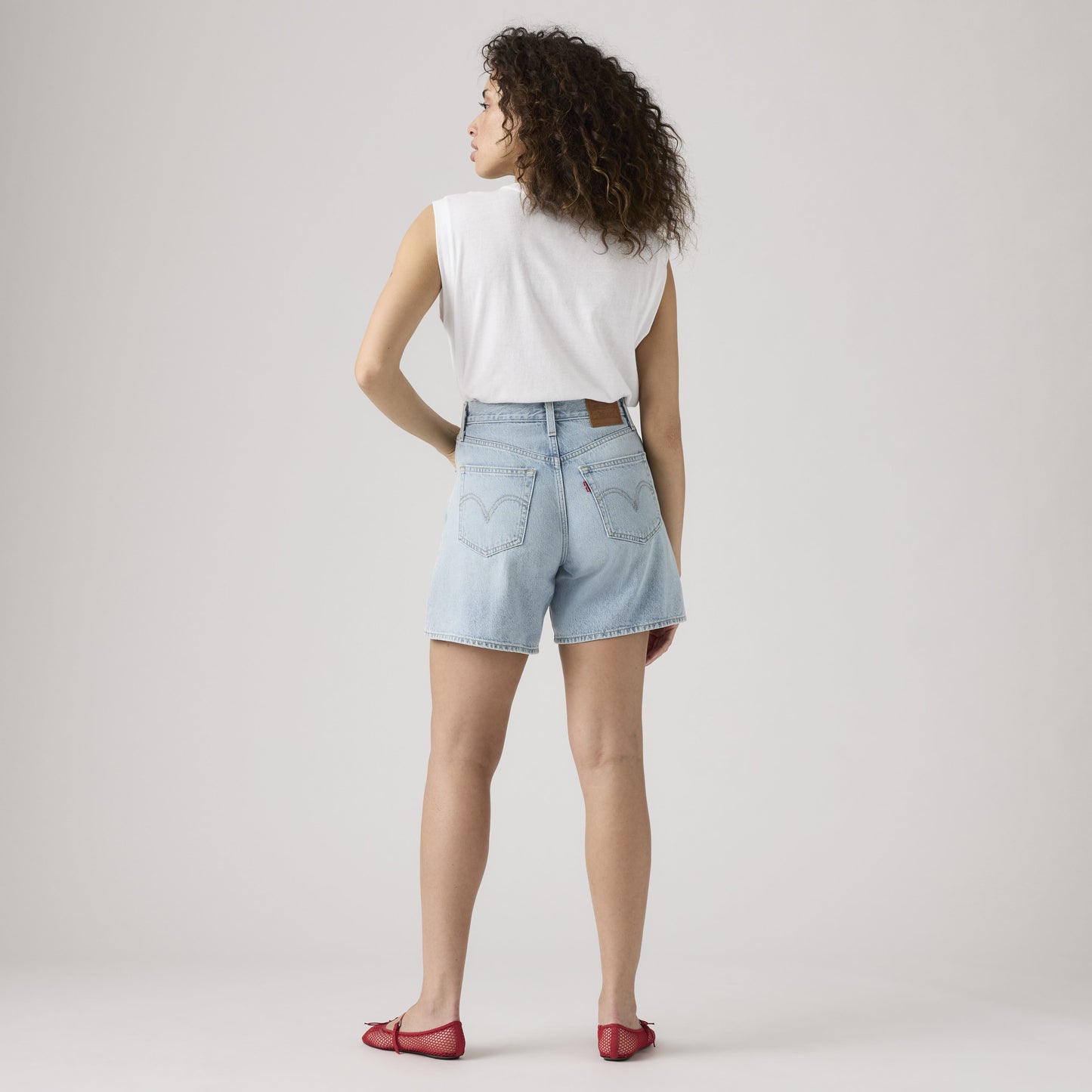 Levi’s® - HIGH-RISE BAGGY SHORTS - Far and Wide
