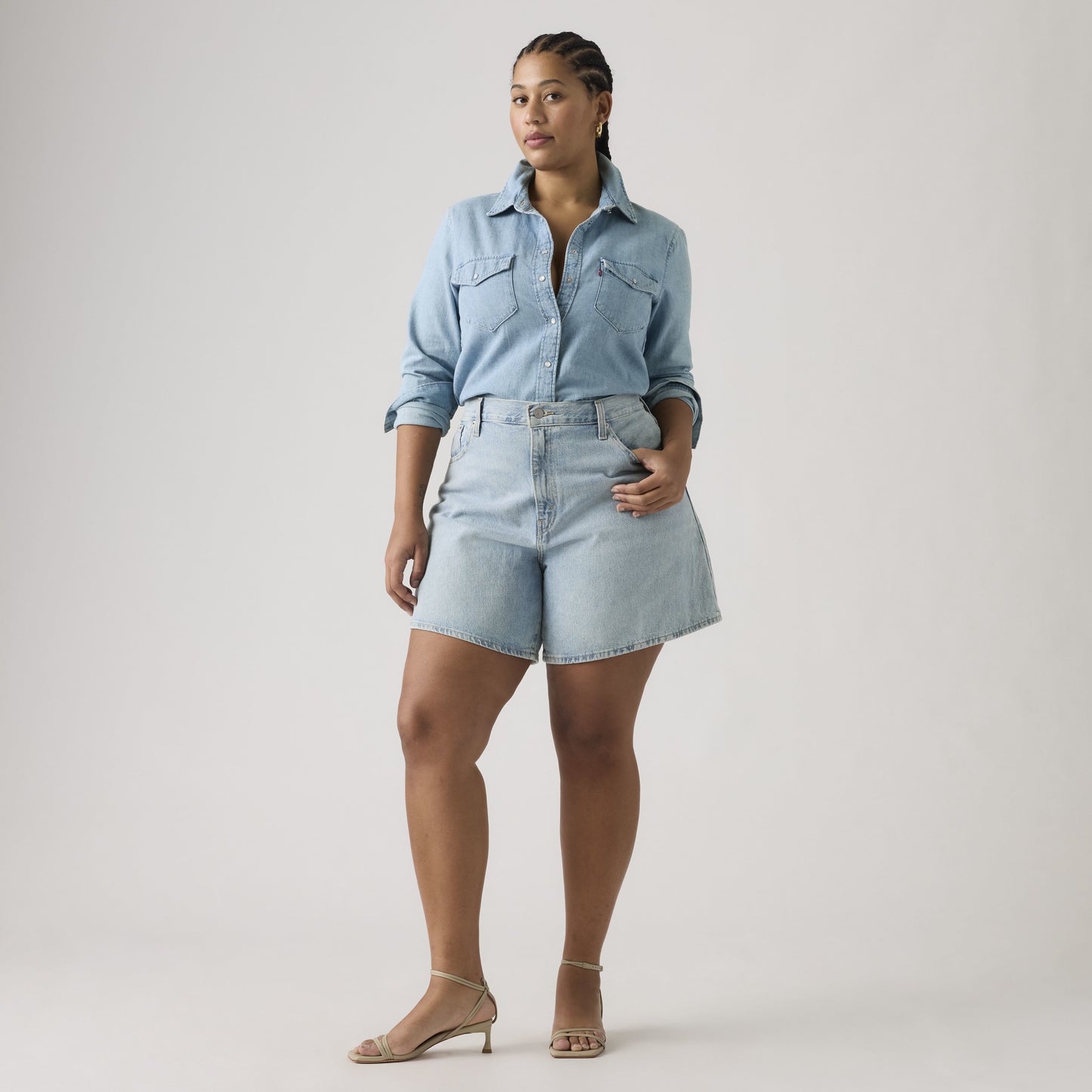 Levi’s® - HIGH-RISE BAGGY SHORTS - Far and Wide