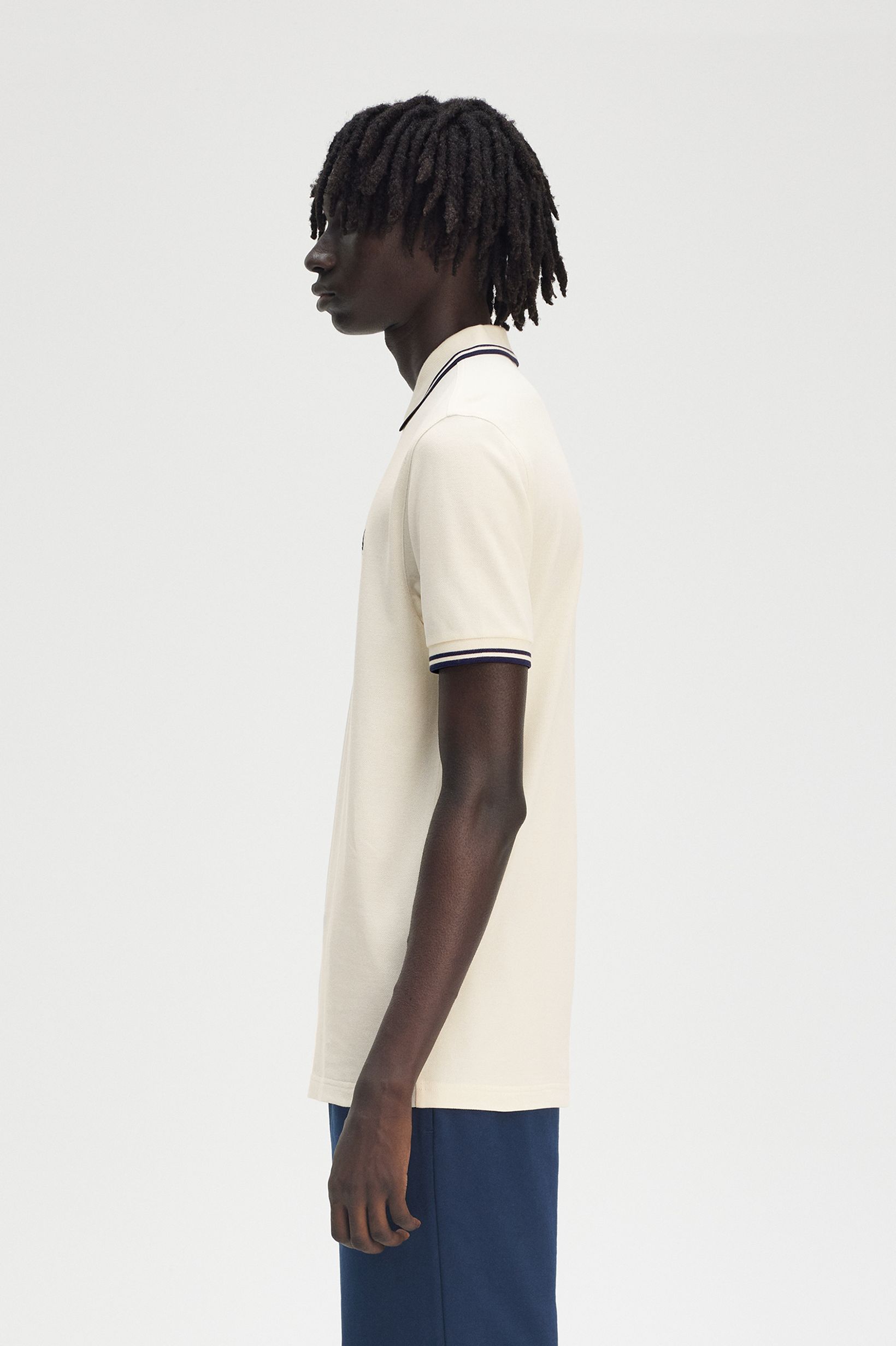 Fred Perry - TWIN TIPPED POLO SHIRT - Ecru/Tennis Blue