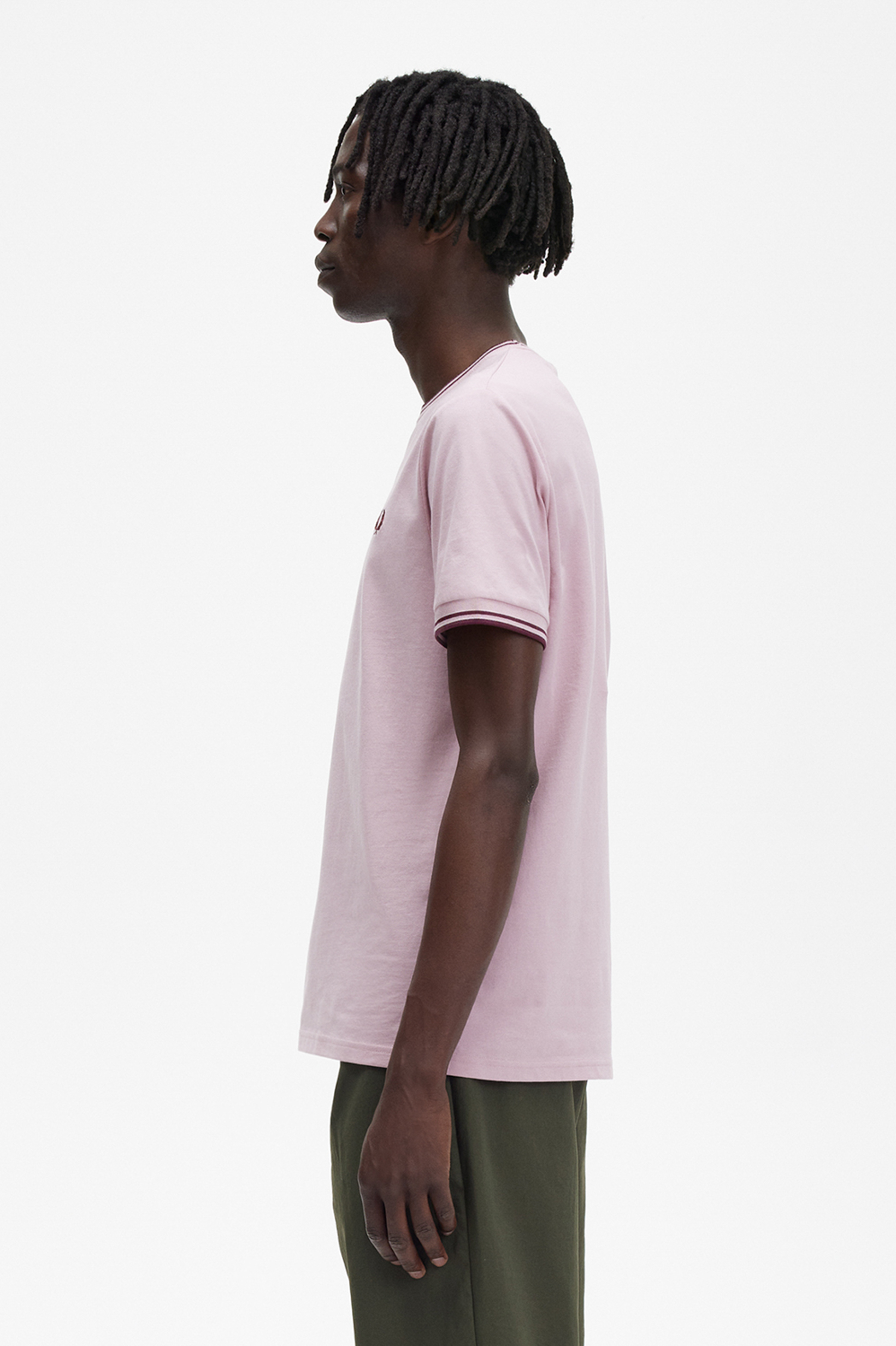 Fred Perry - TWIN TIPPED T-SHIRT - Chalky Pink