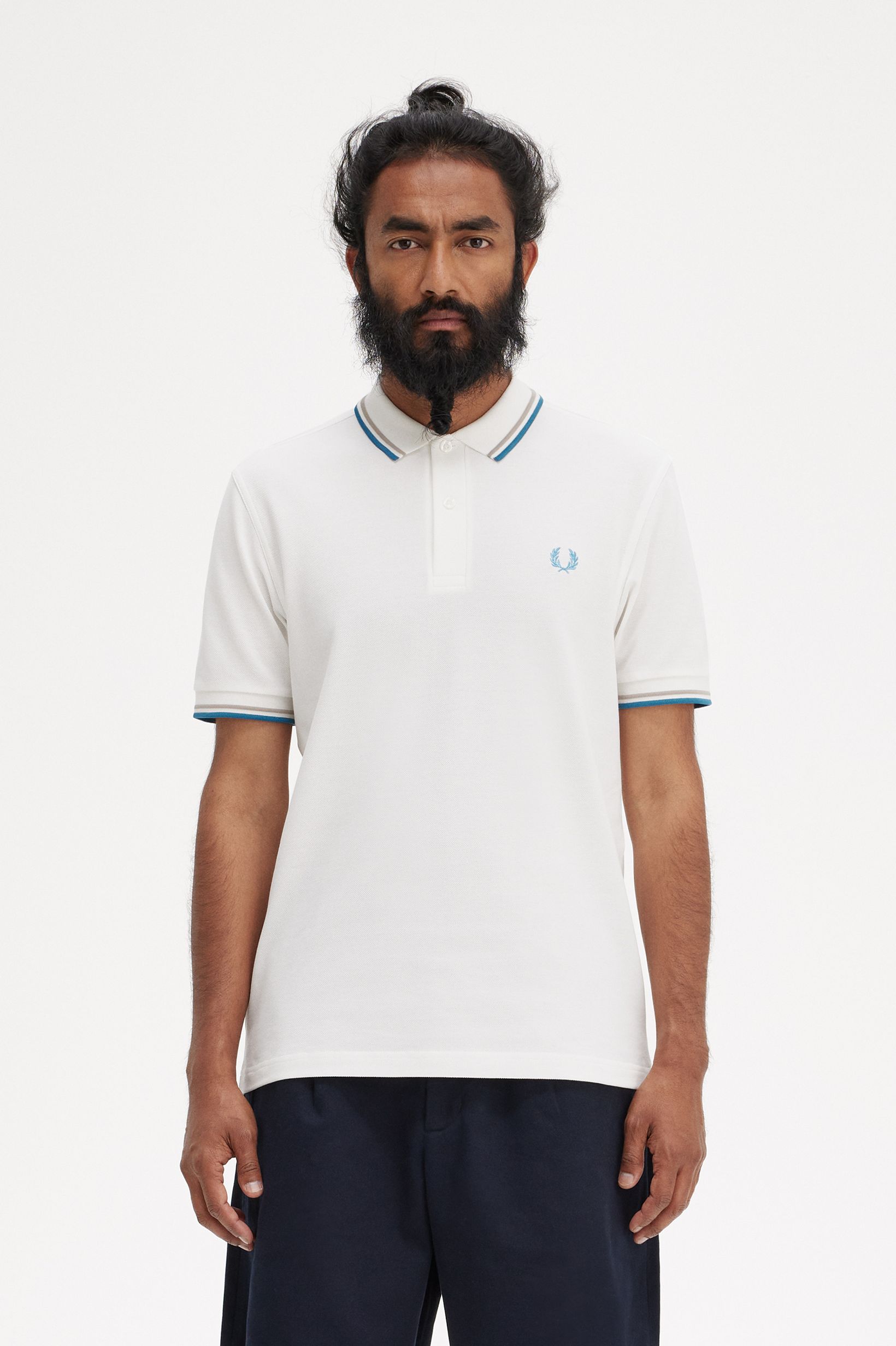 Fred Perry - TWIN TIPPED POLO SHIRT - Snow White/Warm Grey/Ocean
