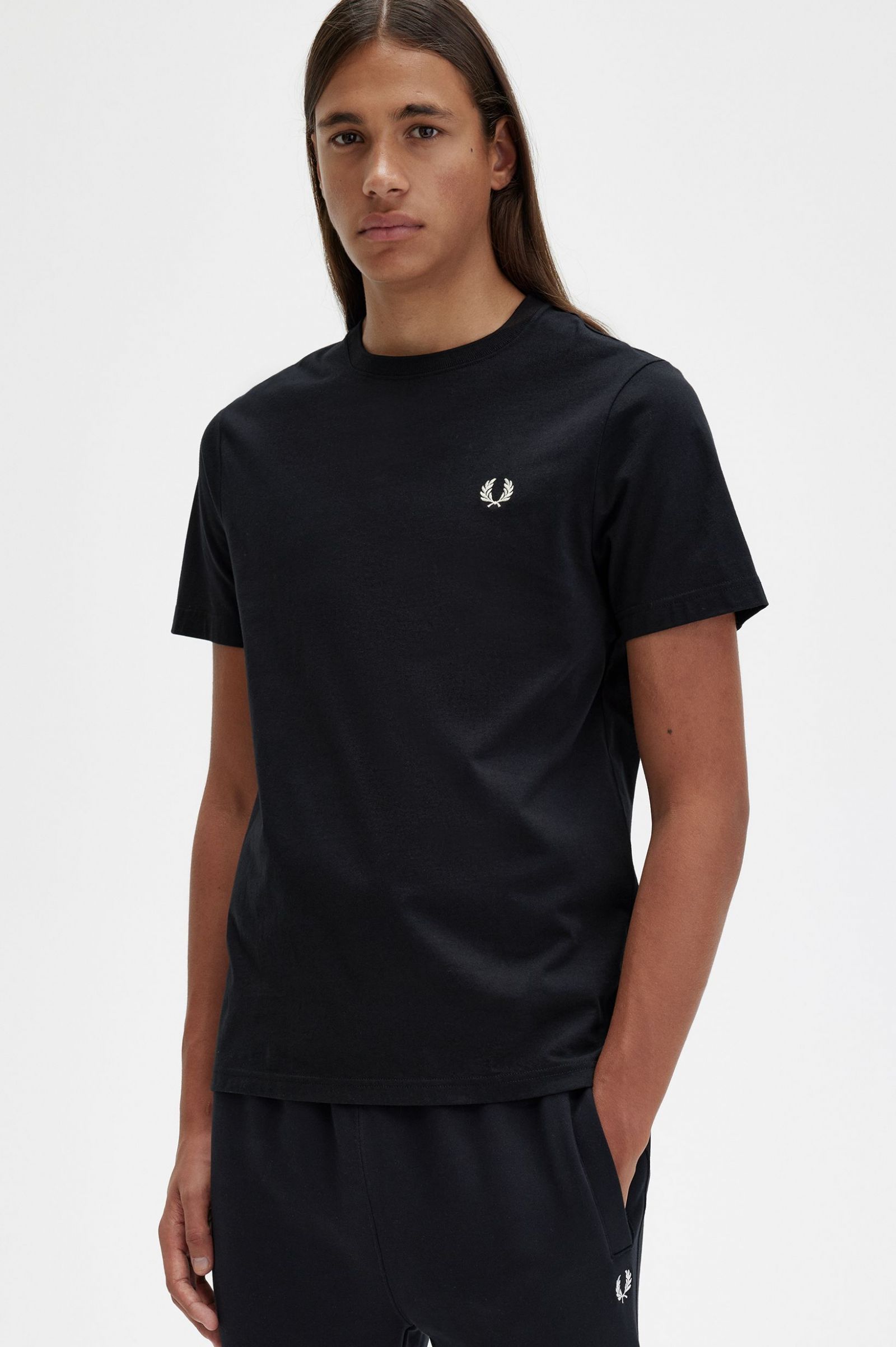 Fred Perry - CREW NECK T-SHIRT (MEN) - Black