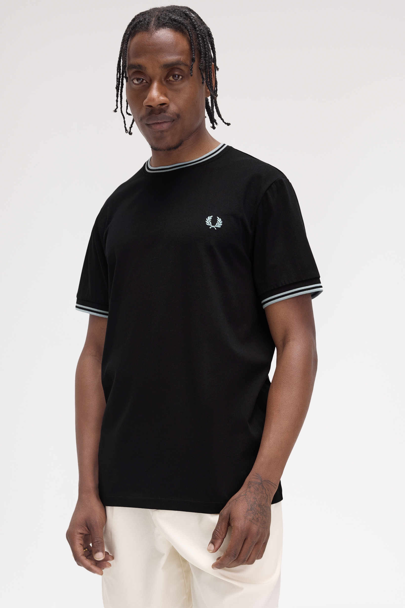 Fred Perry - TWIN TIPPED T-SHIRT - Black/Silverblue Fred Perry - TWIN TIPPED T-SHIRT - Black/Silverblue