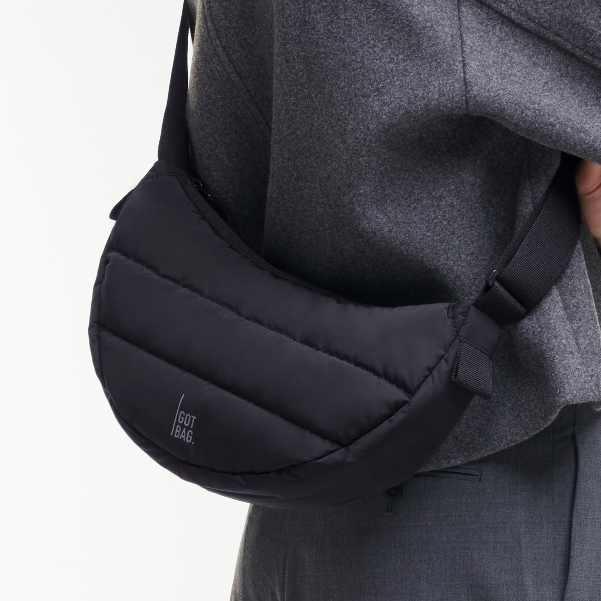Got Bag - PUFFER MOON BAG SMALL - Black (Monochrome) Got Bag - PUFFER MOON BAG SMALL - Black (Monochrome)