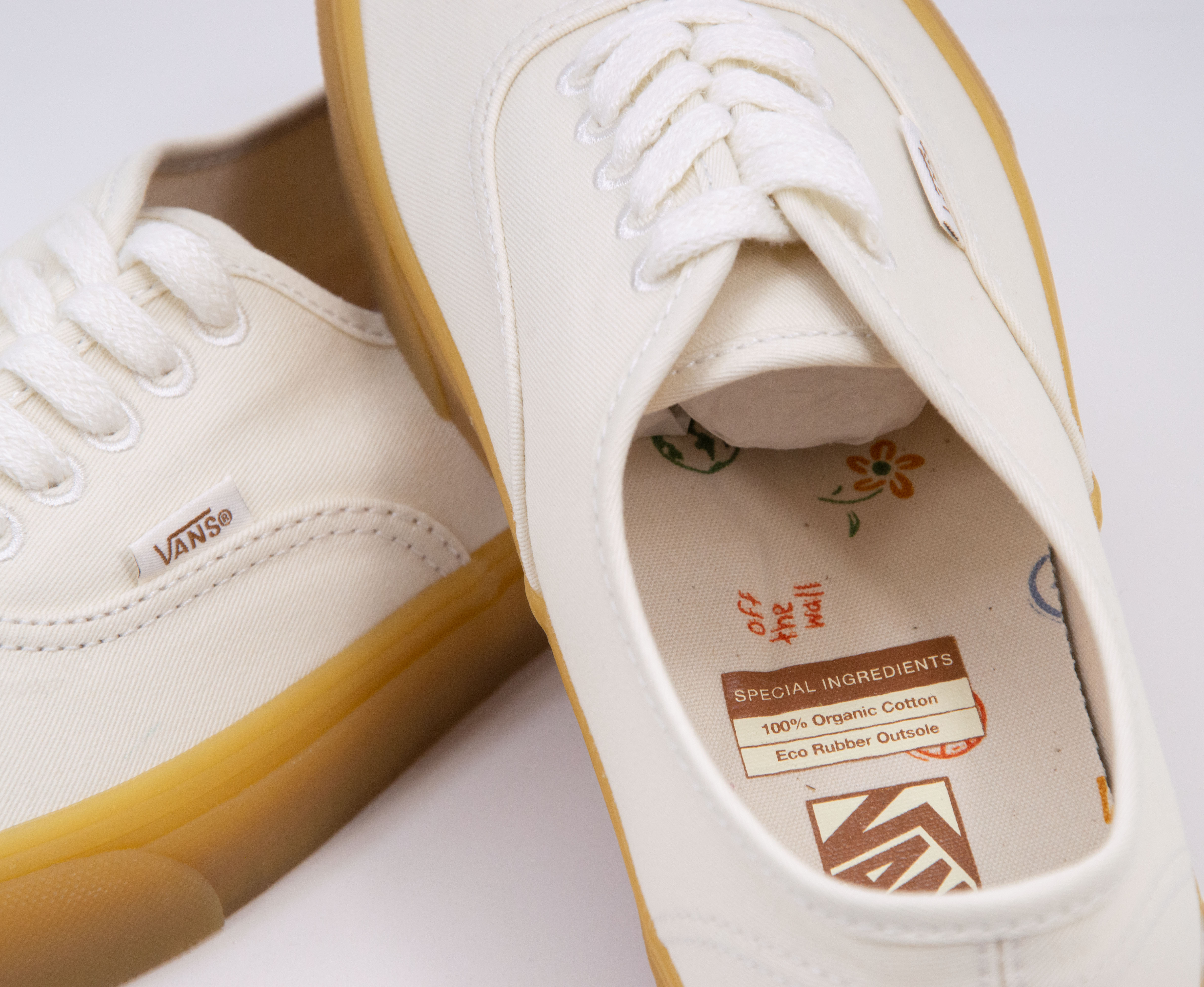 Vans - AUTHENTIC - (Eco Theory in Our Hands) - White/Gum