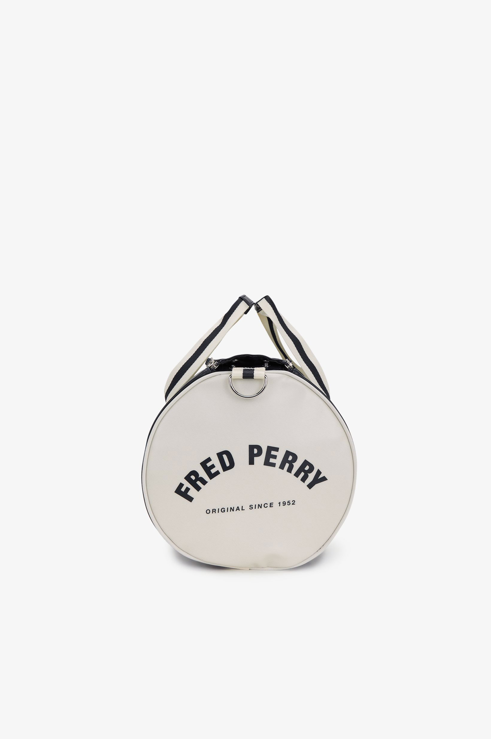 Fred Perry - CLASSIC BARREL BAG - Navy Fred Perry - CLASSIC BARREL BAG - Navy
