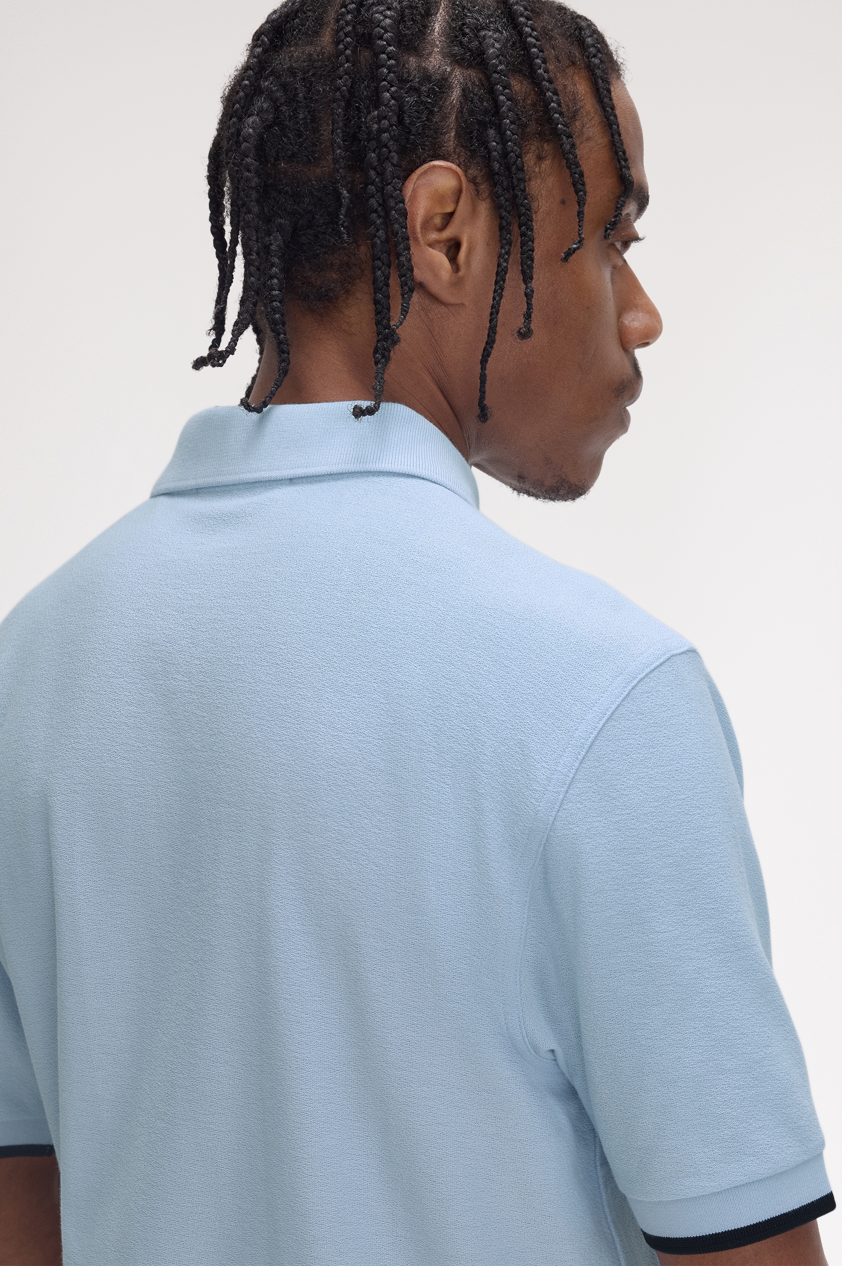 Fred Perry - CREPE PIQUE ZIP NECK POLO SHIRT - Light Smoke