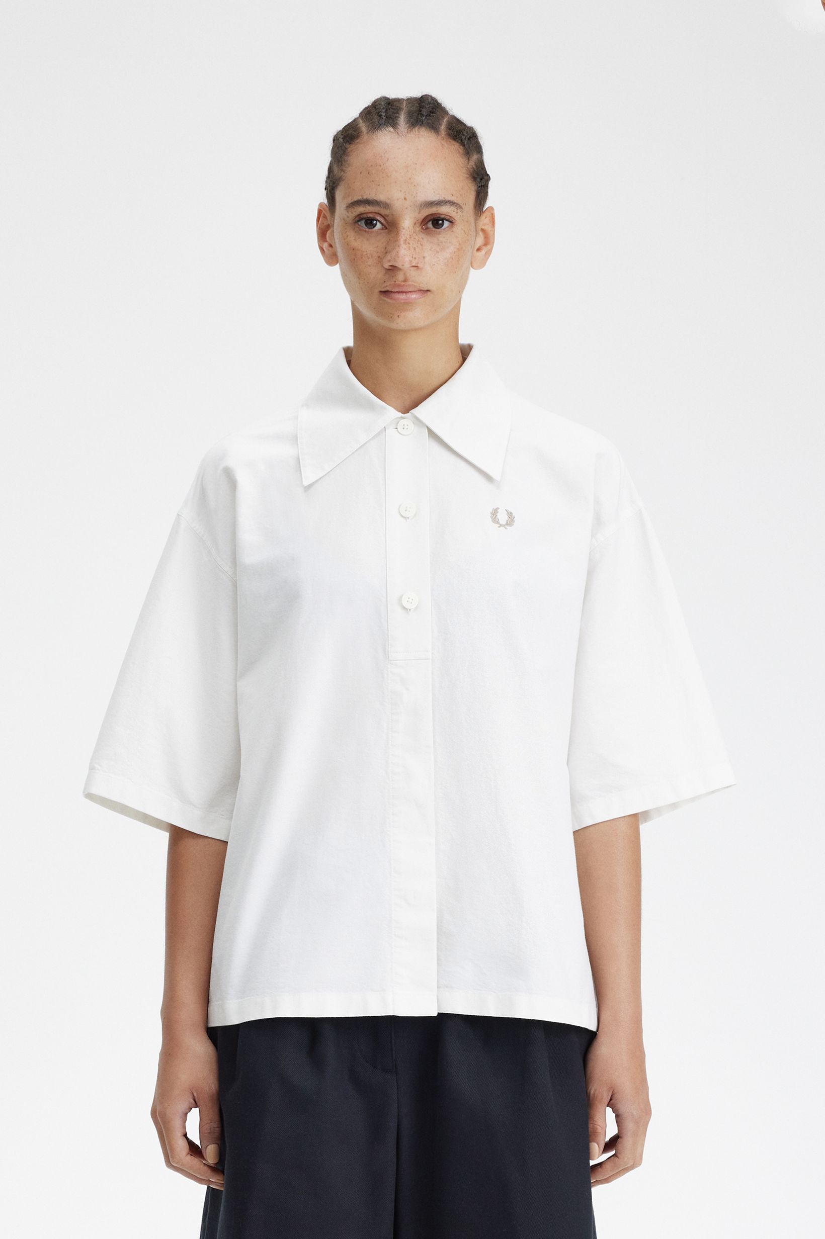 Fred Perry - PLACKET DETAIL SHIRT - Snow White