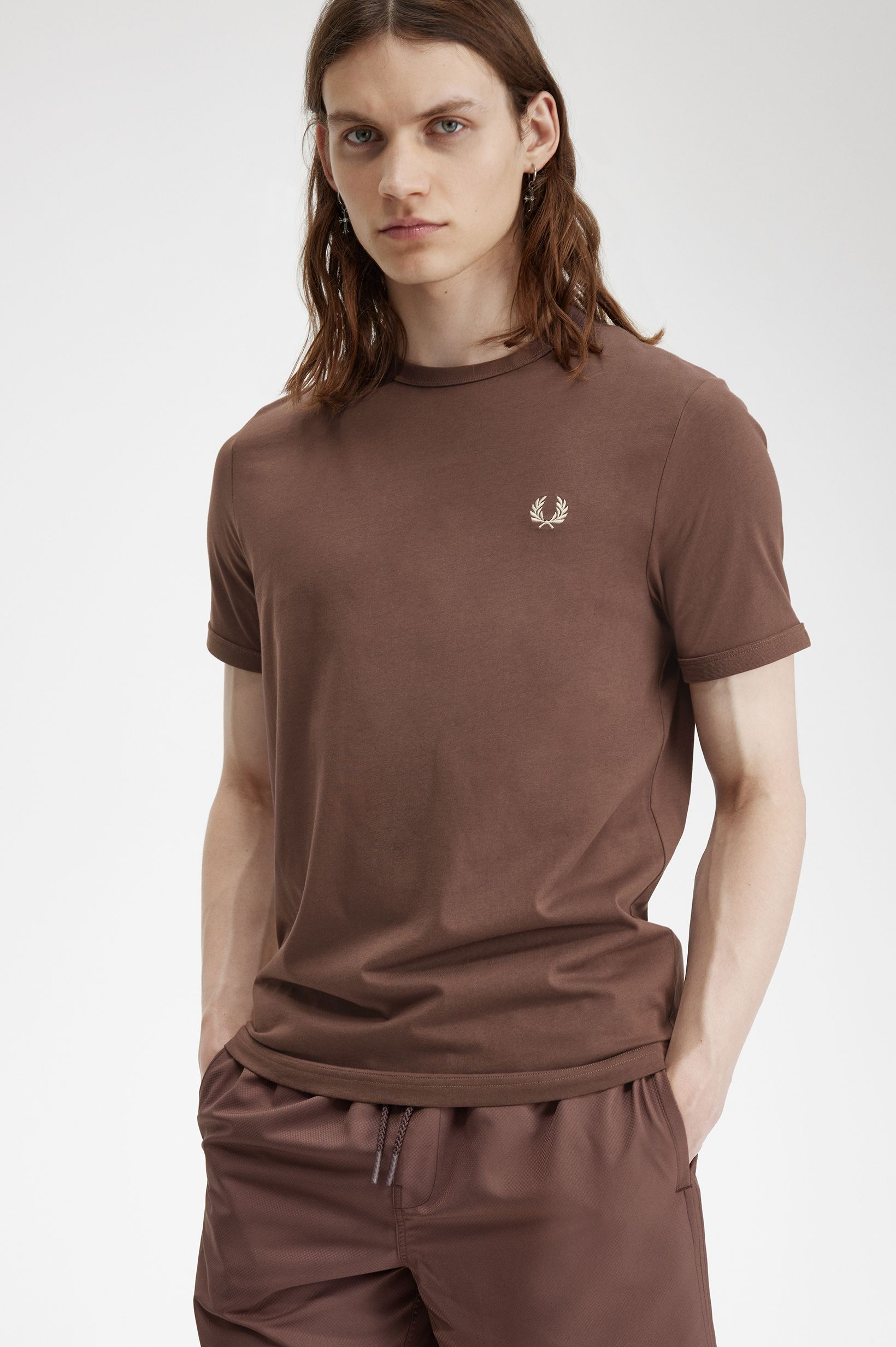 Fred Perry - RINGER T-SHIRT - Brick/Warm Grey